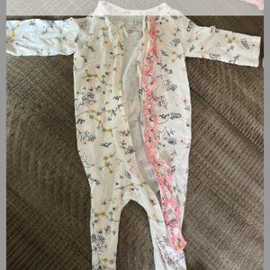 🤍4/$25 Baby pajamas Jessica Simpson